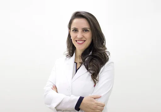 Dra. Carla Herrera, médica estética