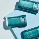 Sunforgettable®Total Protection Sport Stick SPF 50 de la marca Colorscience: Mostrar recipiente